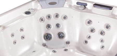 Спа-бассейн Wellis Elbrus Deluxe Спа-бассейн Wellis Elbrus Deluxe